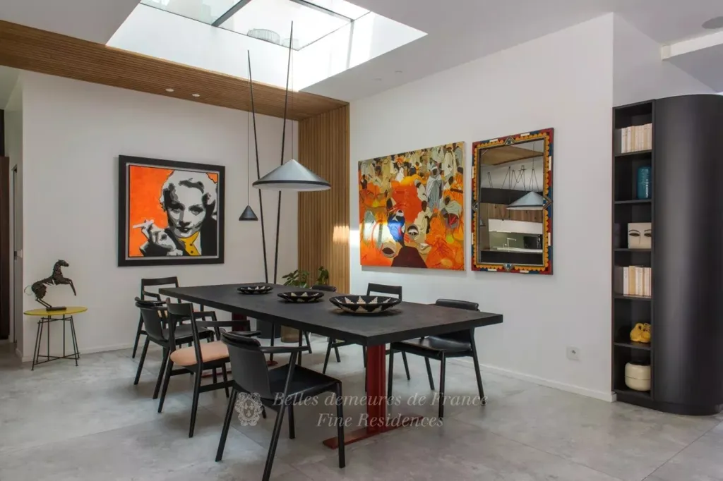 Salle à manger - Maison Contemporaine avec Piscine à Fontainebleau