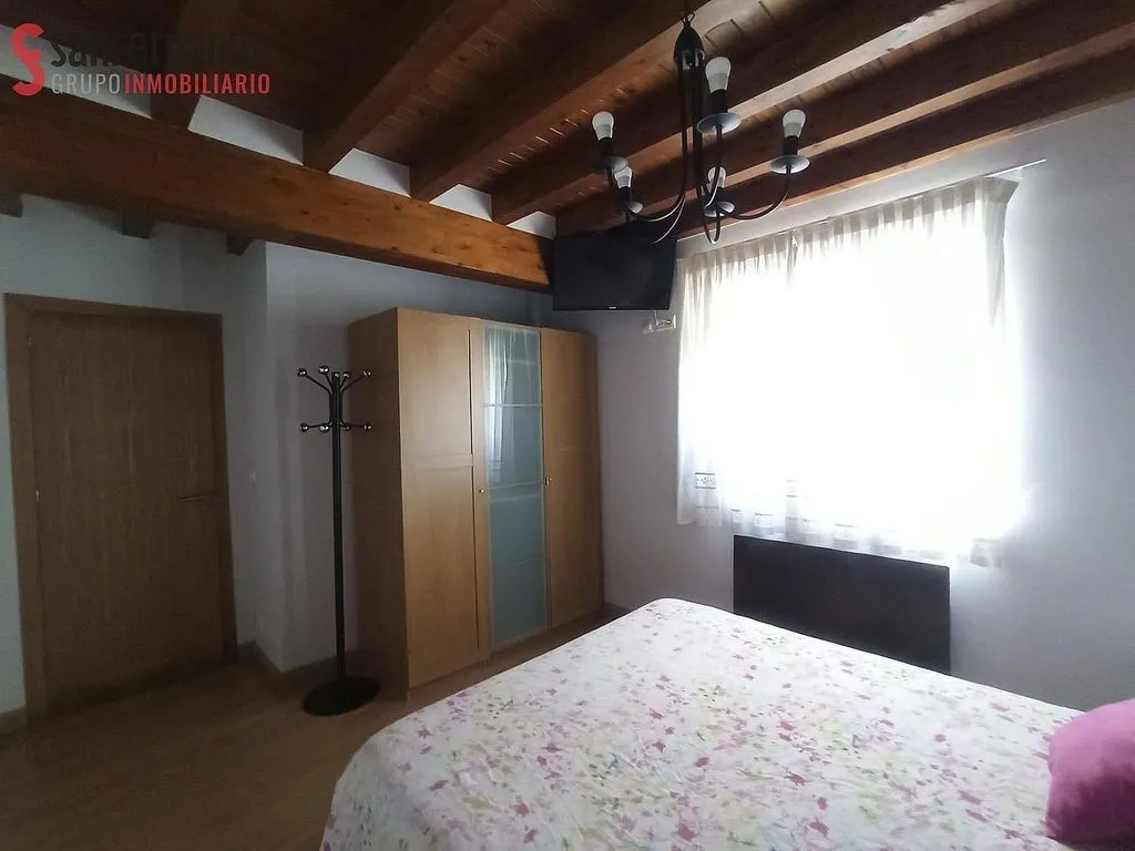 Chambres - 1-Bedroom Apartment with Terrace in Queveda
