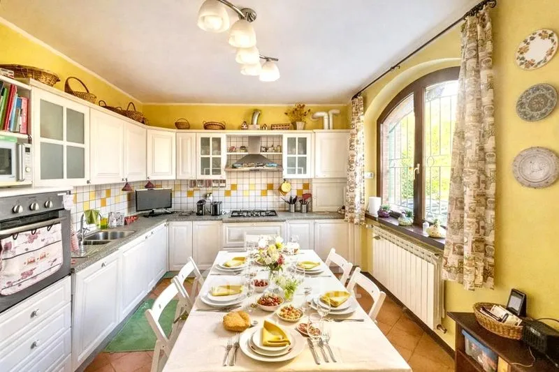 Köök - Villa with Garden in Colli Verdi