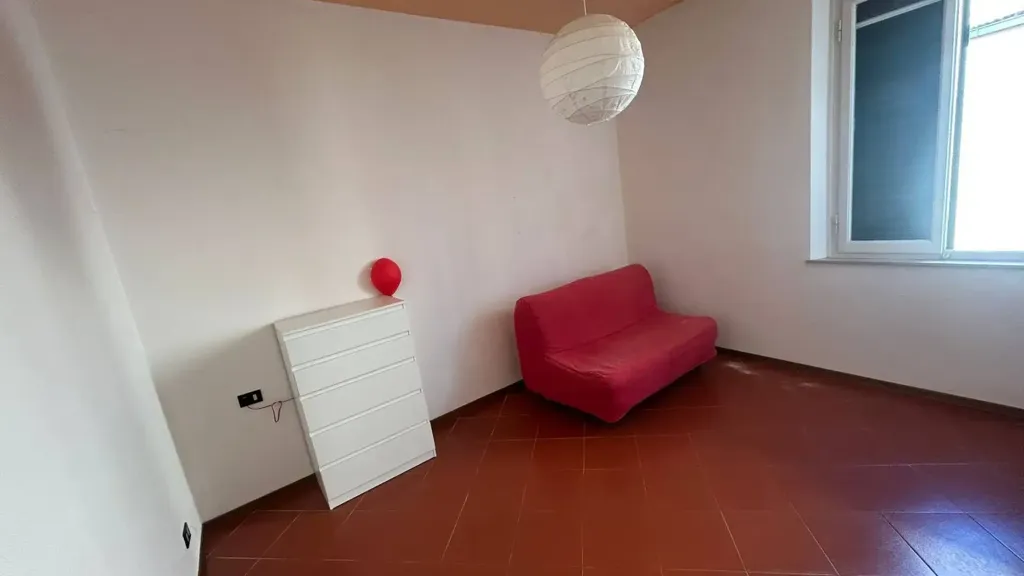 Soggiorno - Spacious Apartment with Balcony in Pontedera Centre