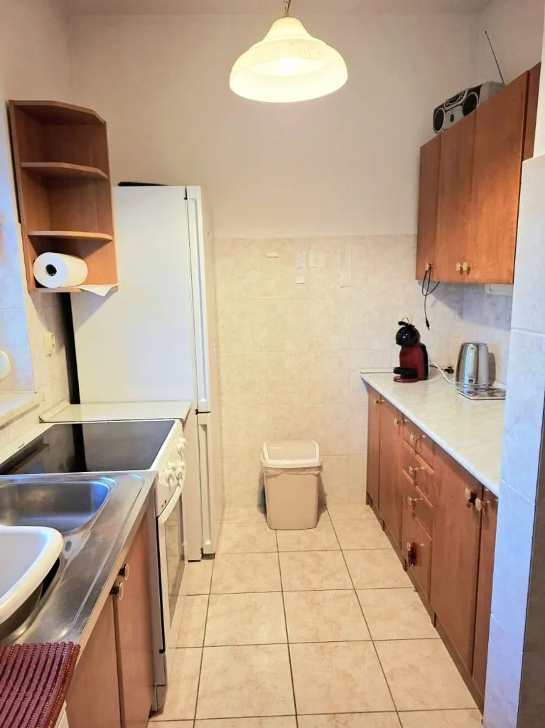 Köök - Spacious 4-Bedroom Apartment with Terrace in Pula