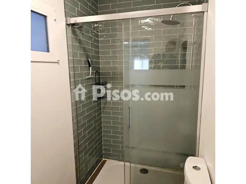 Bathrooms - Furnished Flat with Terrace in Moncada