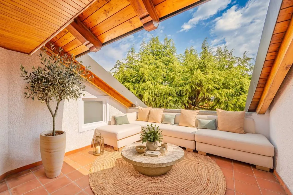 Terrass - Luxury Villa Apartment with Panoramic Views in Turin