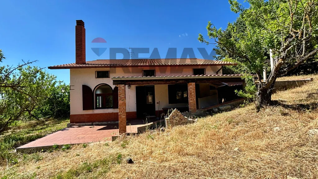 Välivaade - Villa with Olive Grove in Alimena