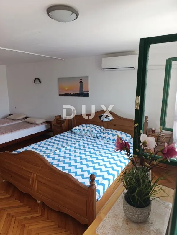 Bedrooms - Duplex House 260m from Sea in Crikvenica