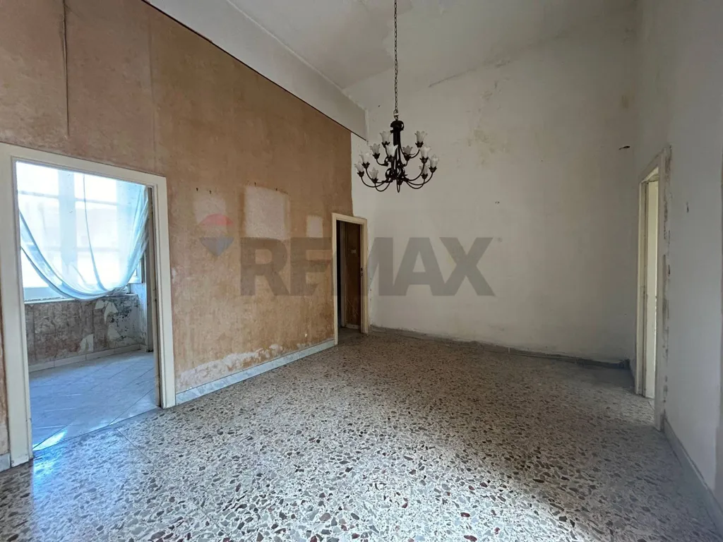Pièces - Apartment with Balcony in Central Afragola