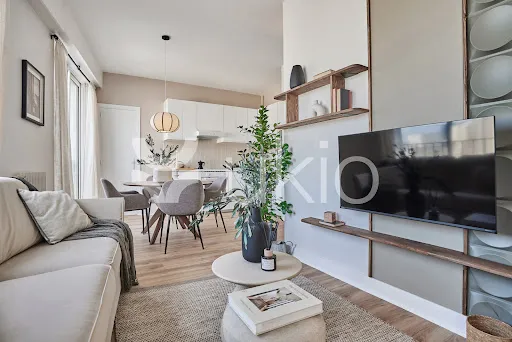 Living Room - Luxury Apartment with Central Heating in Paris 5th