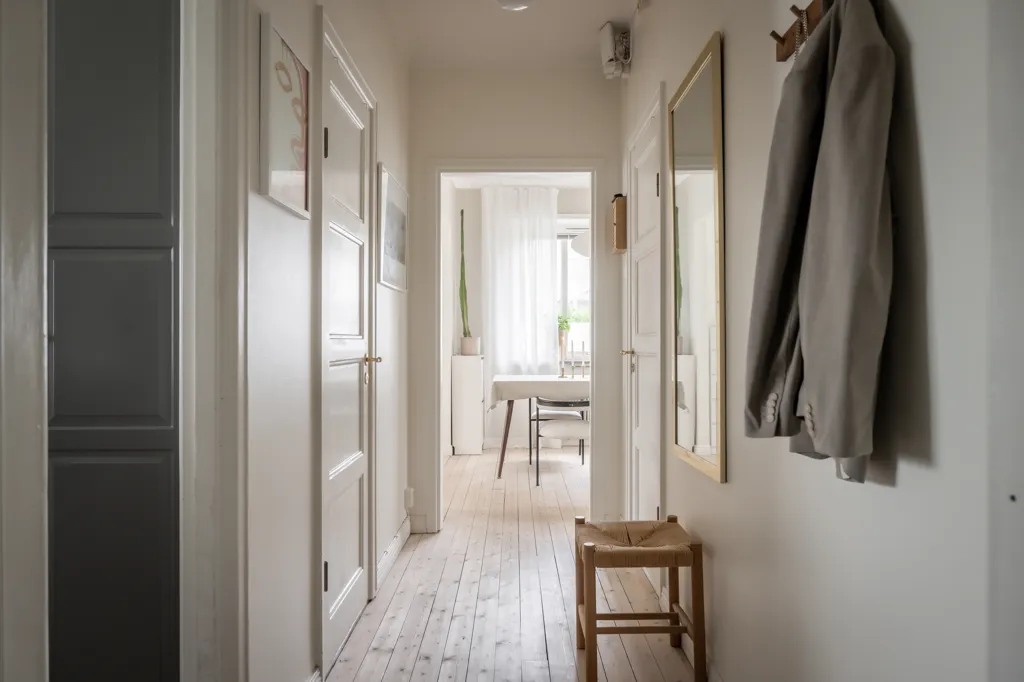 Esik - City-Adjacent Flat with Garden in Döbelnsgatan