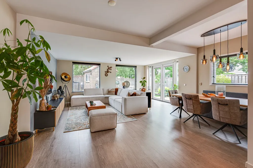 Dining Room - Modernised Corner House with Garden in Huizen