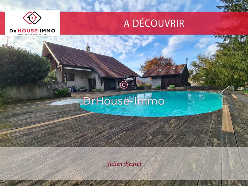 Piscina - Architectural House with Pool in Baume-les-Dames