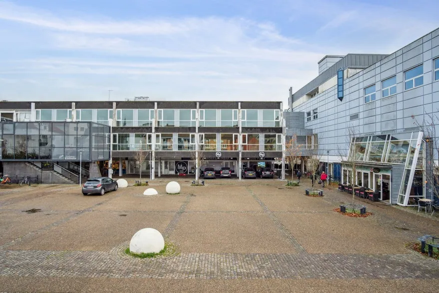 Välivaade - Office Space with Modern Facade in Odense