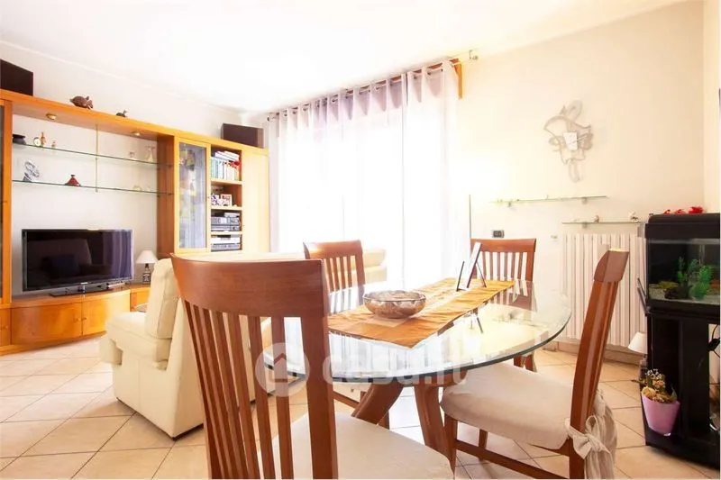 Söögituba - Modern Apartment with Balcony in Bovisio-Masciago