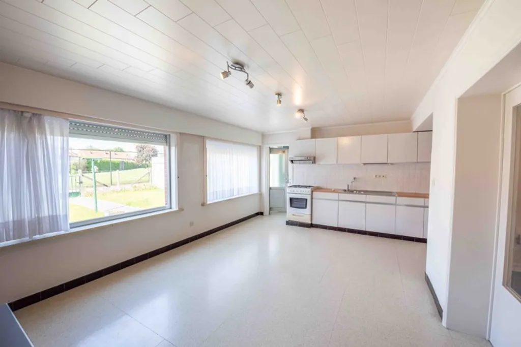 Cucina - Half-Open House with Garden in Harelbeke