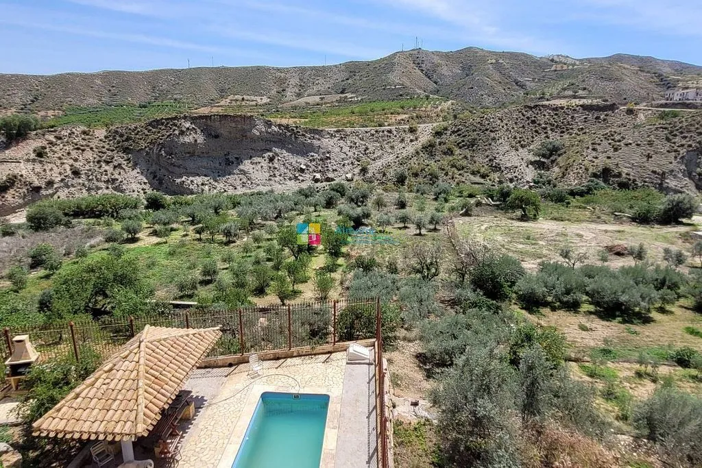 Pool - Chalet with Pool and Terrace in Cantoria