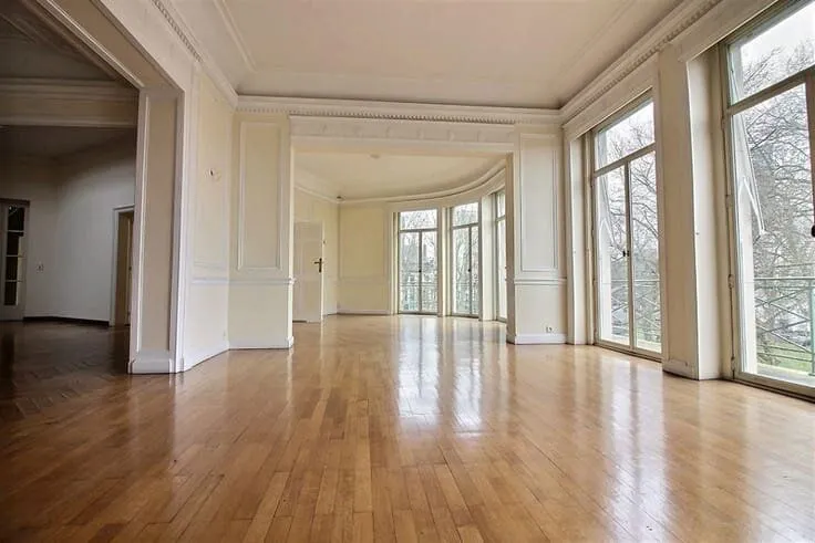 Elutuba - Apartment with Avenue Louise View in Brussels