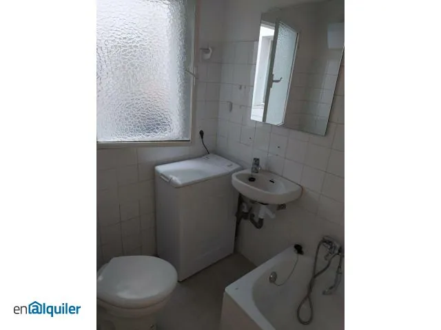 Bathrooms - Furnished Flat with Lift in Granada