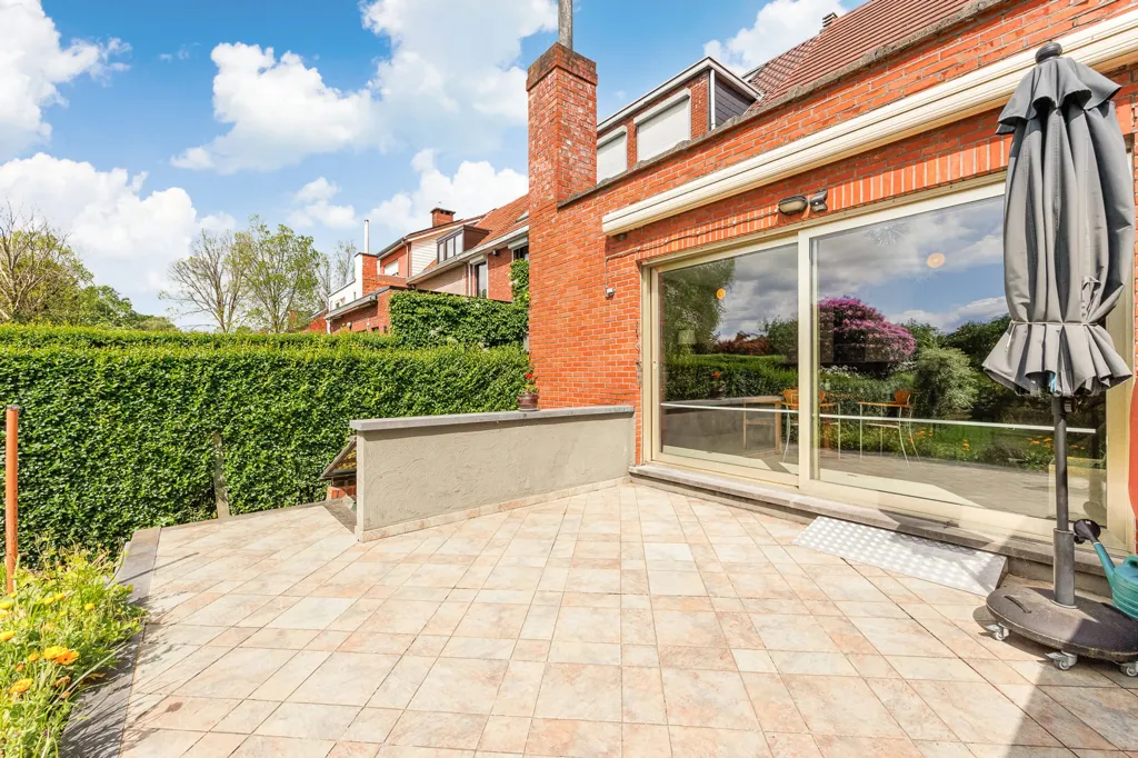 Terrass - Split-Level House with South-Facing Garden in Edegem