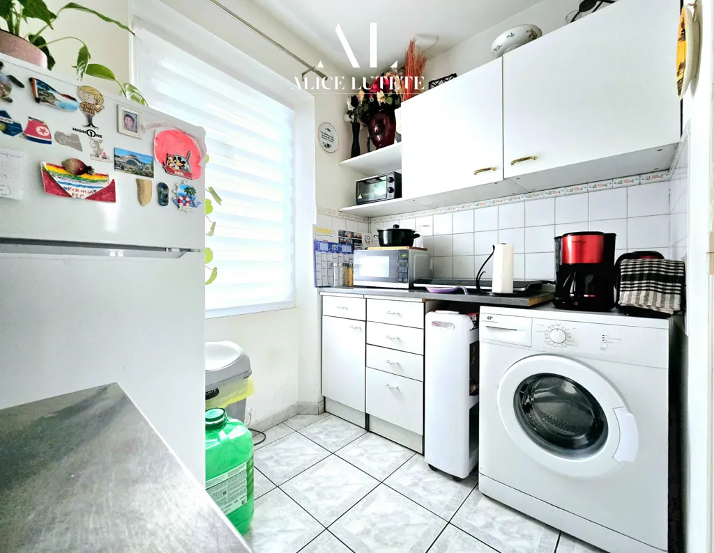 Pesuköök - Fully Let Building with Terrace in Saint-Barnabé, Marseille