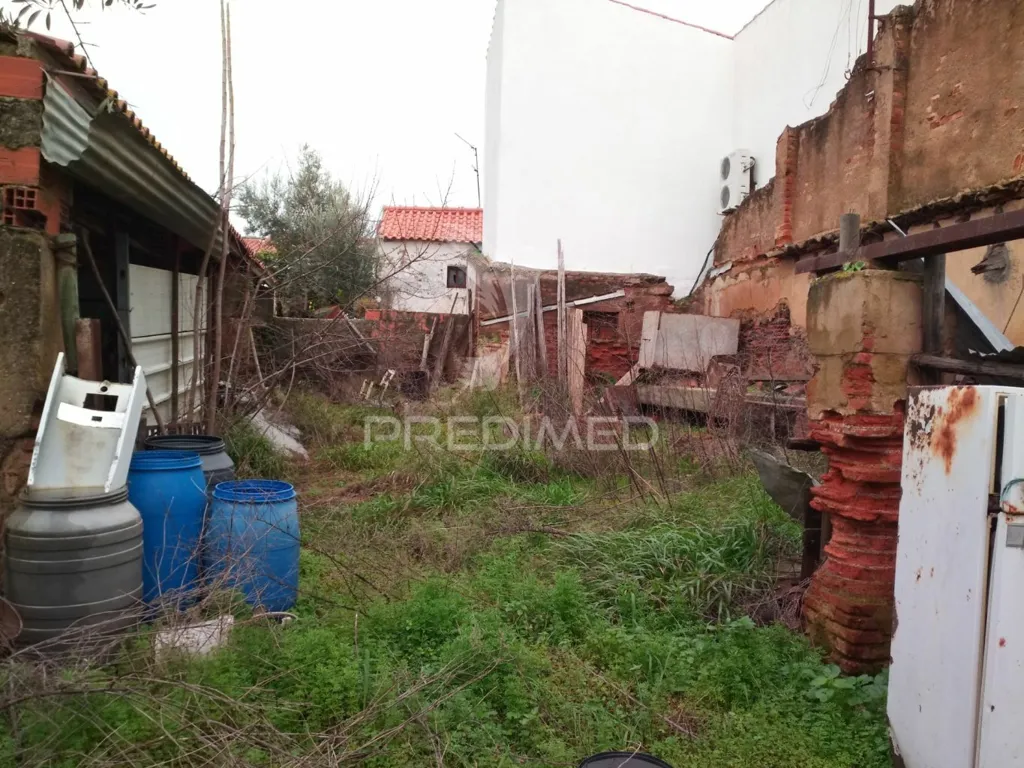 Jardin - Reconstruction Property in Alandroal Historic Centre