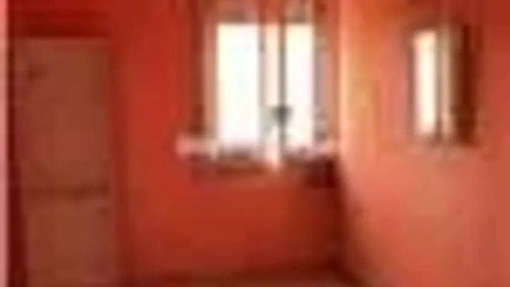Pièces - Semi-Detached House for Rent in Marsala