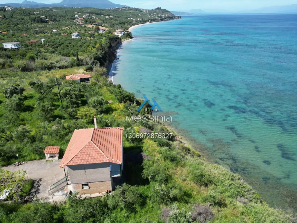 Vista aerea - Beachfront Villa with Sea View in Gargaro, Messinia