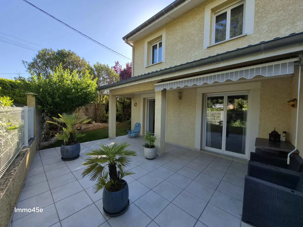 Terrass - Detached House with Garage in Chantemerle les Bles