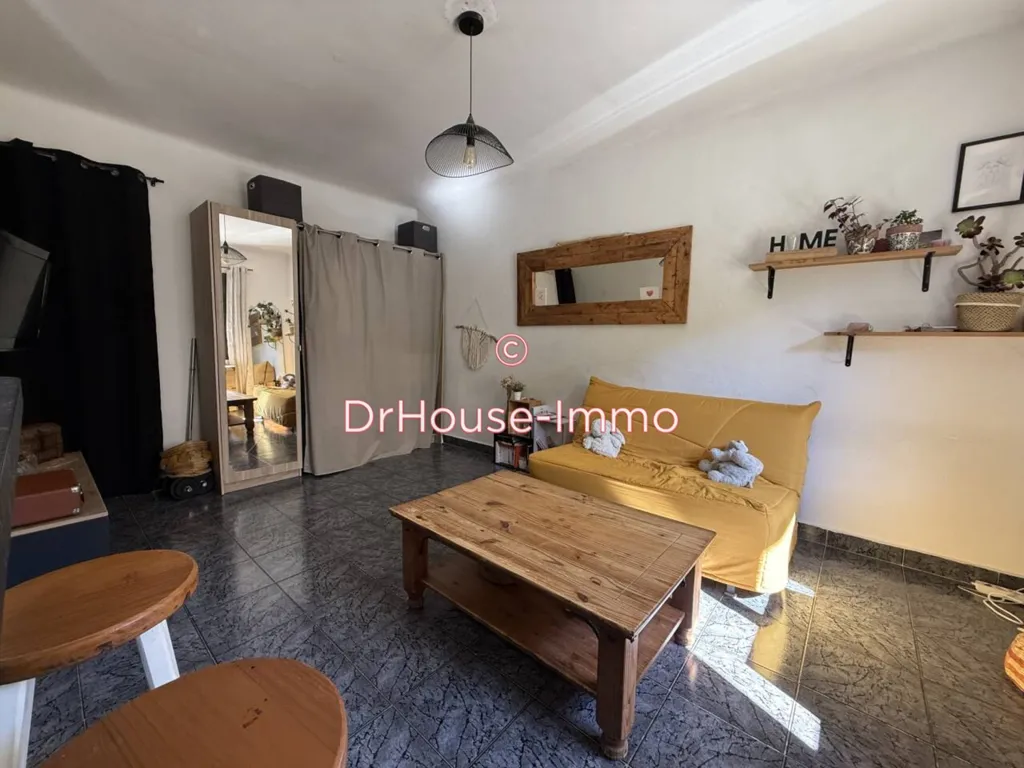 Soggiorno - Studio with Tram Access in Nice