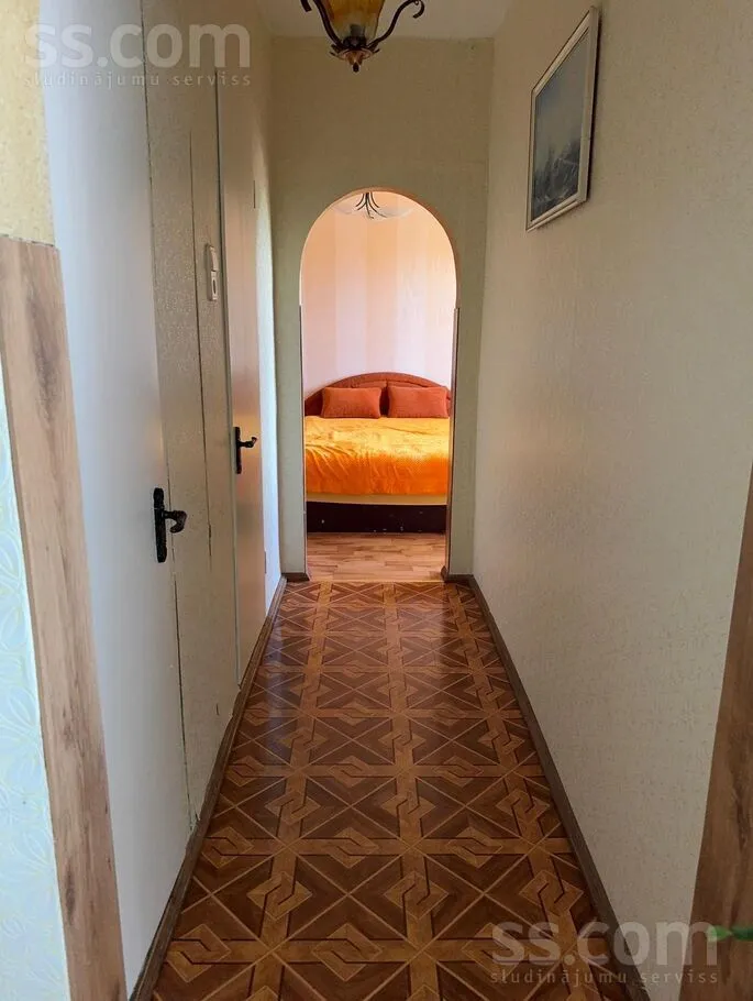 Hallway - 3-Bedroom Flat with Balcony in Riga
