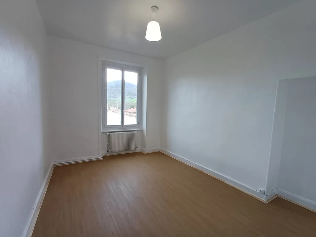 Pièces - Appartement au 1er étage à Billom
