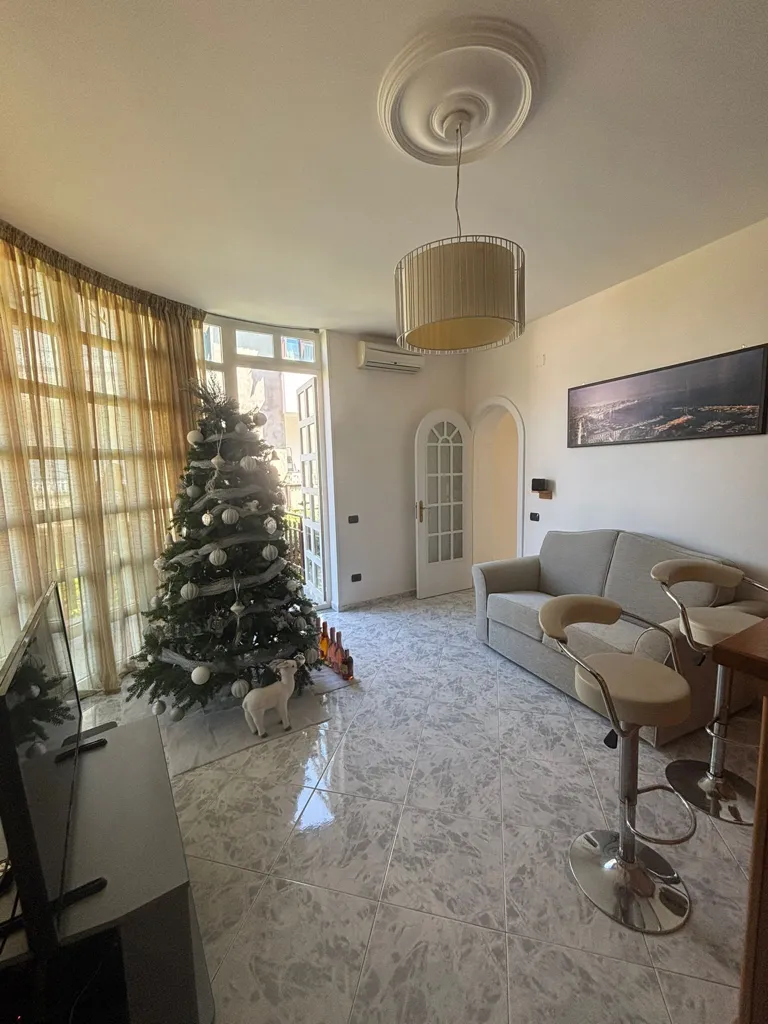 Séjour - Villa with Terrace in Melito di Napoli