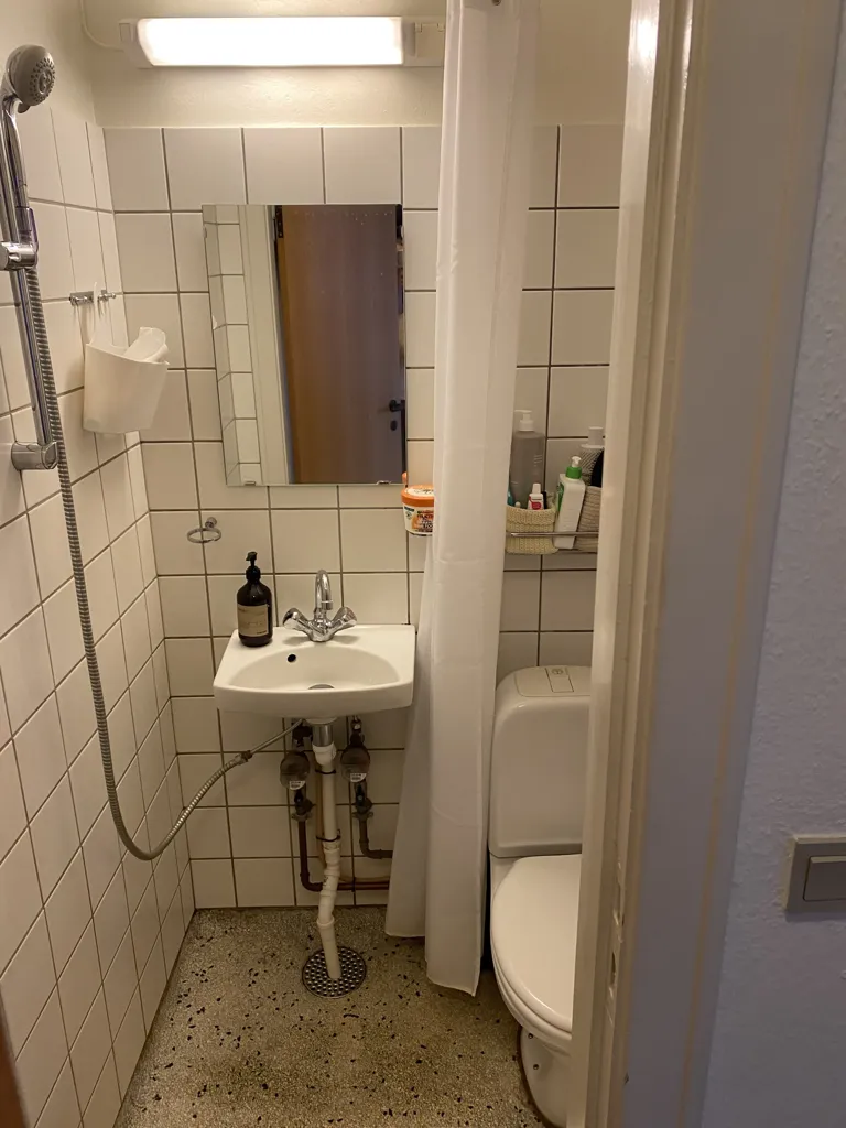 Vannitoad - 1-Bed Flat with Balcony in Silkeborg Centre
