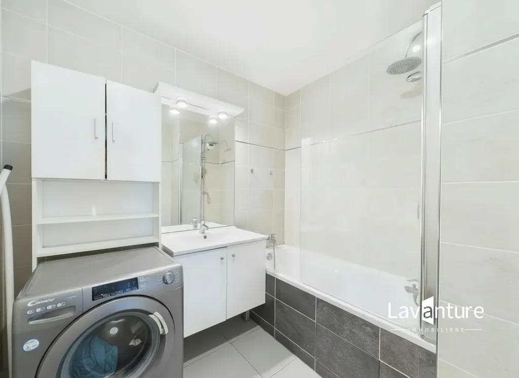 Salles de bain - Appartement 3 Pièces avec Balcon à Châtenay-Malabry