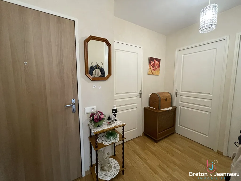 Chambres - Appartement 3 Pièces avec Terrasse à Saint-Rémy-de-Sillé