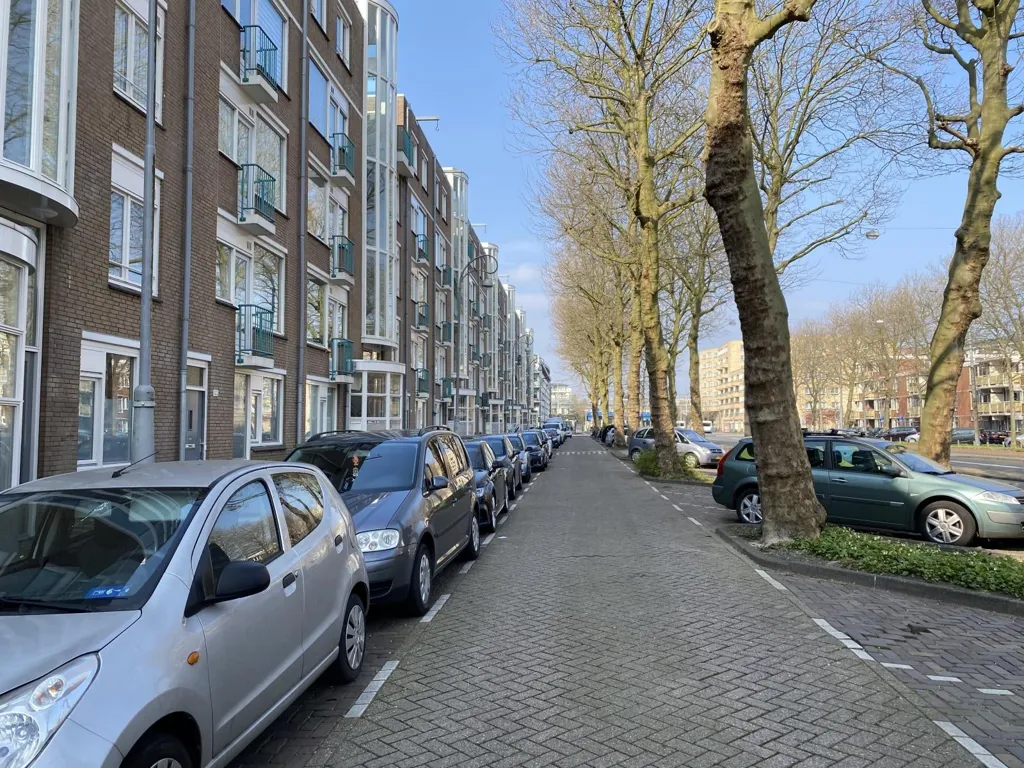4-toaline korter asukohas Amsterdam