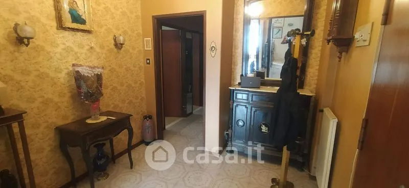 Ingresso - Appartamento con balcone e tripla esposizione a Catania