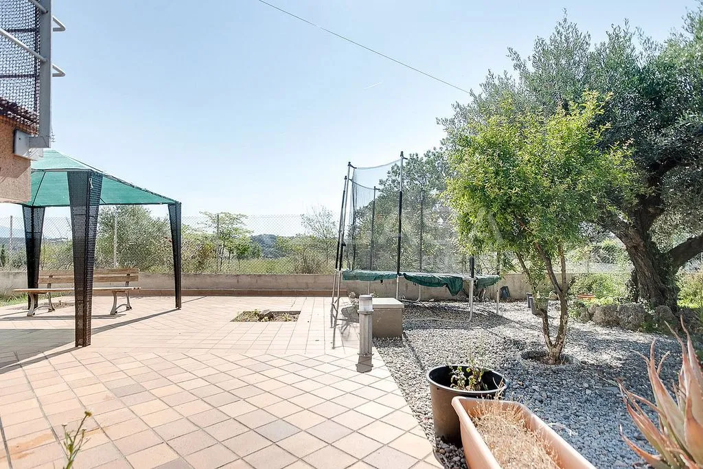 Terrasse - Chalet with Terrace in Santa Eulàlia de Ronçana