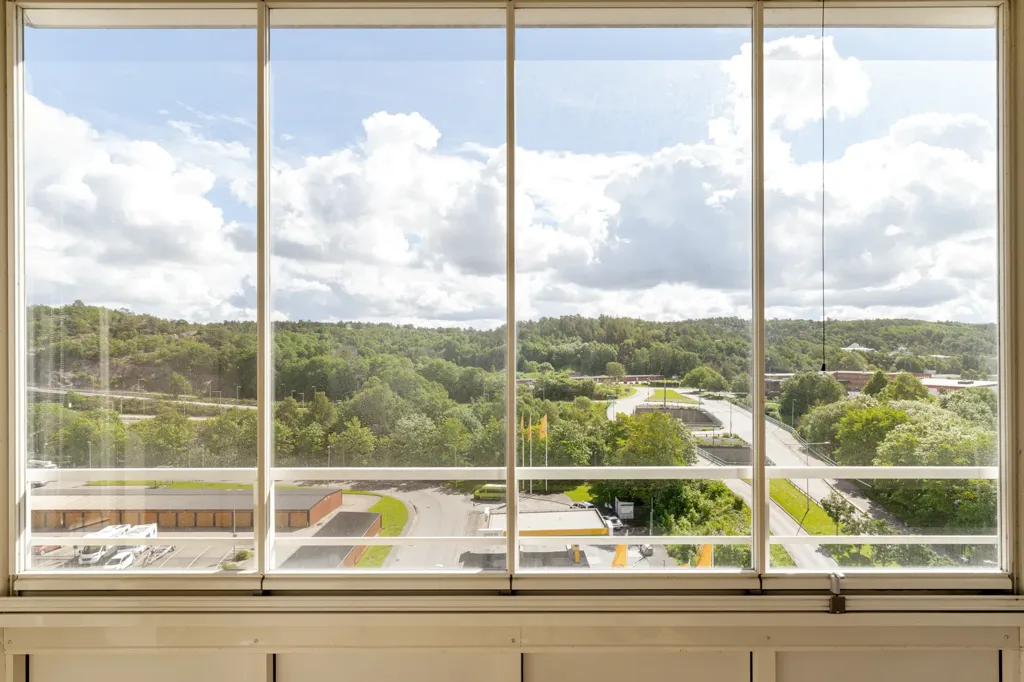 Balcon - Charming Penthouse with Balcony in Göteborg
