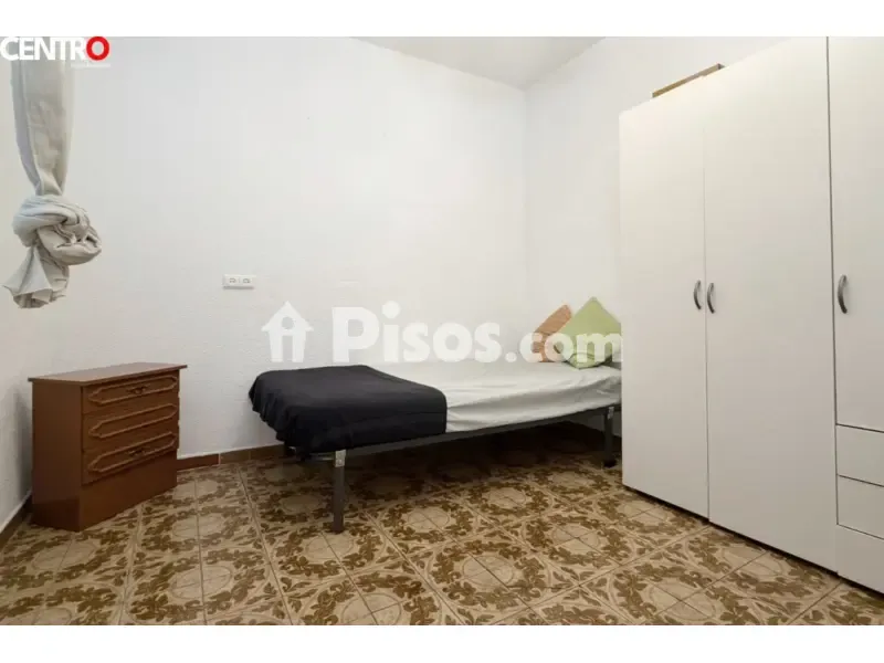 Magamistoad - Spacious Apartment with Balcony in Santa Clotilde
