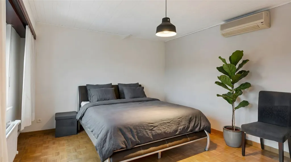 5-bedroom house in Brasschaat