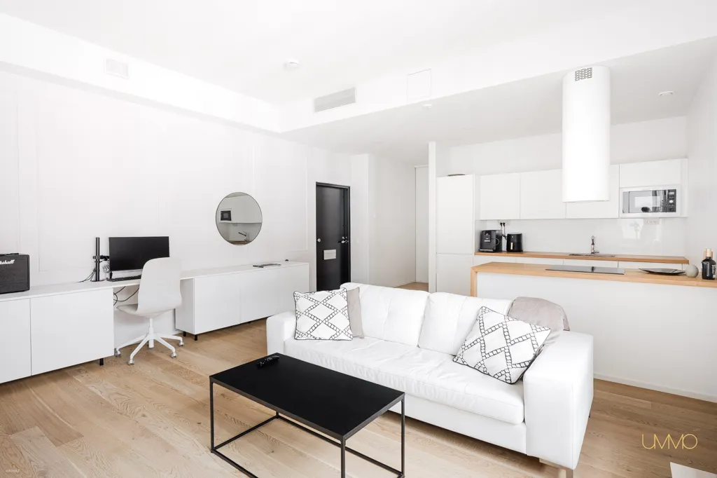Elutuba - Modern Flat with Balcony in Turku