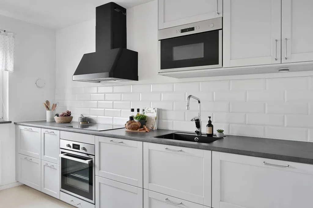 Kitchen - Modern Apartment with South-Facing Balcony in Huddinge