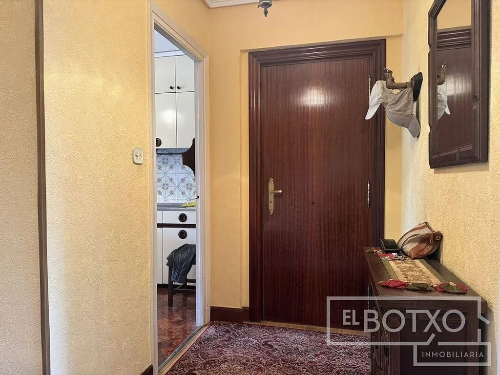 hallway_entrance