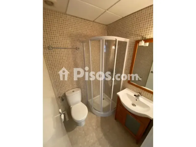 Vannitoad - Ample 1-Bedroom Apartment with Balcony in Old Town
