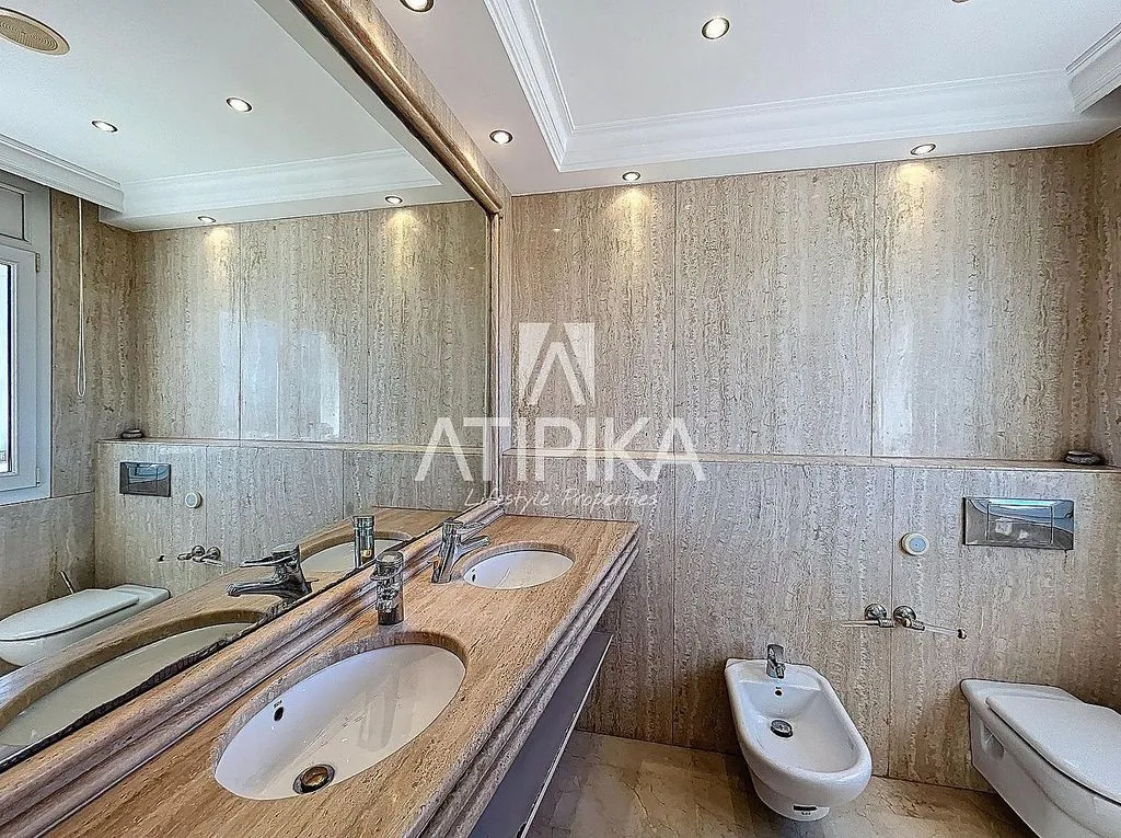 Vannitoad - Seasonal Chalet with Pool in Cabrils
