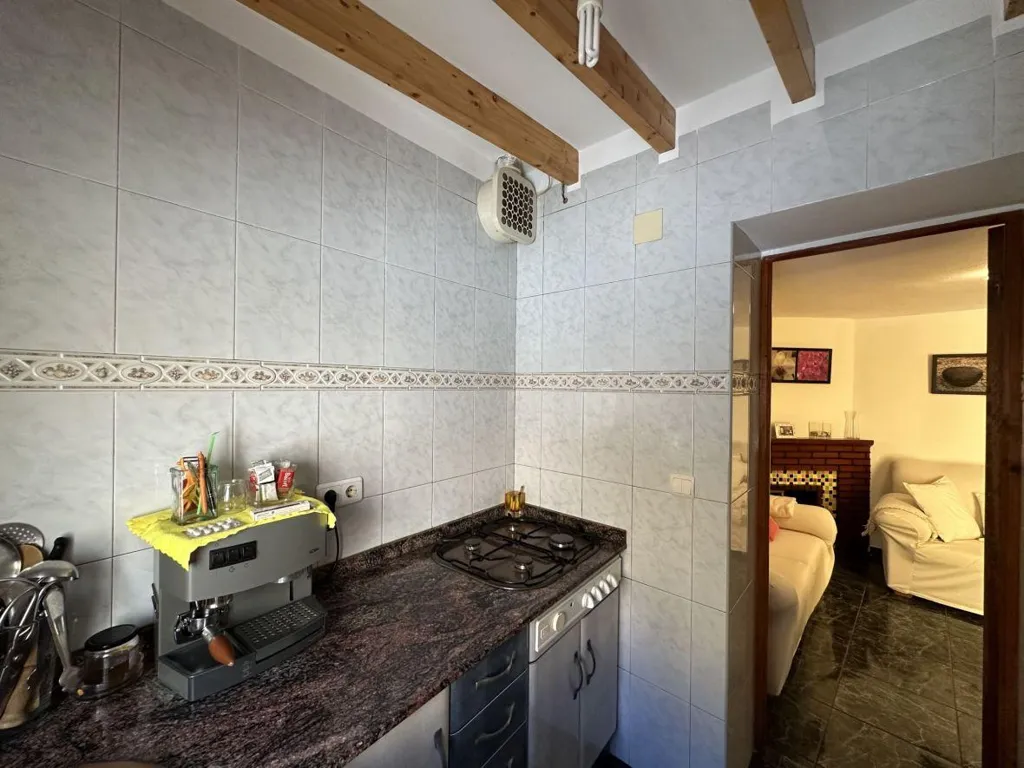Cucina - Renovated House with Pool in Polop's Historic Centre