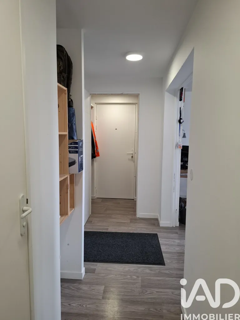 Entrée - Appartement T2 Rénové dans Résidence Calme à Beauvais
