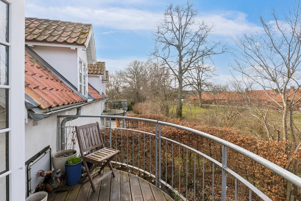 Balcone - Characterful Flat with Large Windows in Fredensborg