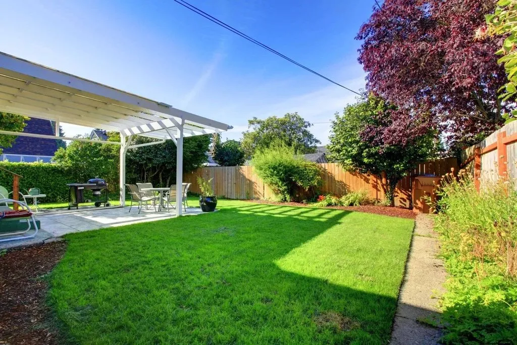 Jardin - Maison Neuf avec Terrasse et Jardin à Saint-Ouen