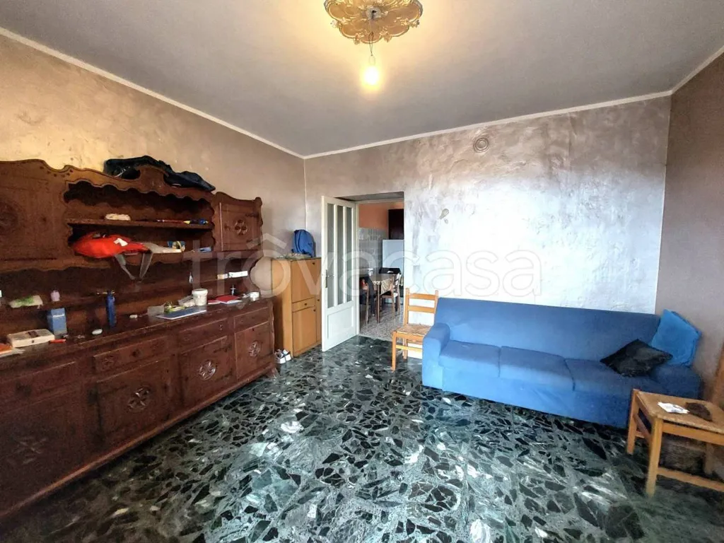 Séjour - Rented Apartment with Balcony on Corso Piemonte, Saluzzo