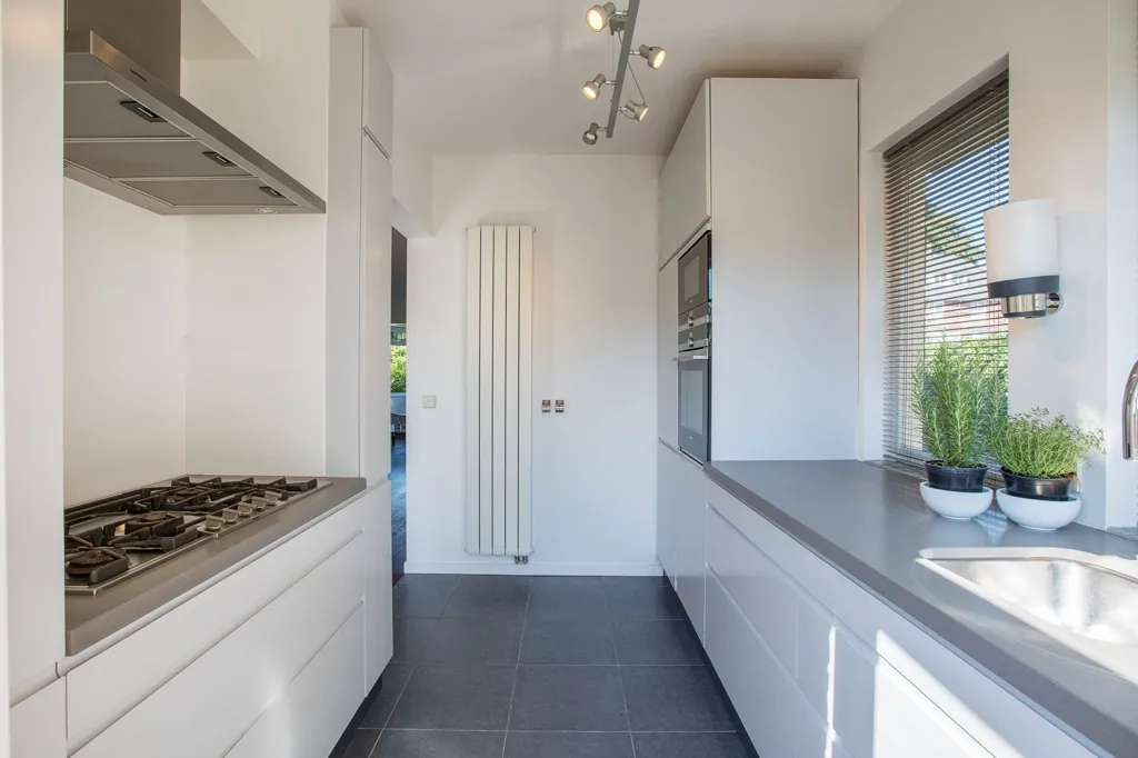 Köök - Semi-detached House with Office Space in Arnhem